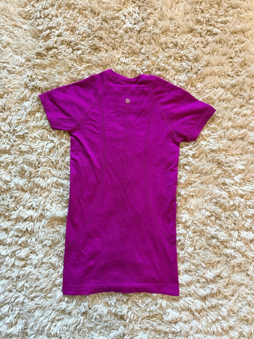 Magenta Purple Highlight Swiftly Tech Short Sleeve *Hip Length Lululemon - Picture 3 of 7